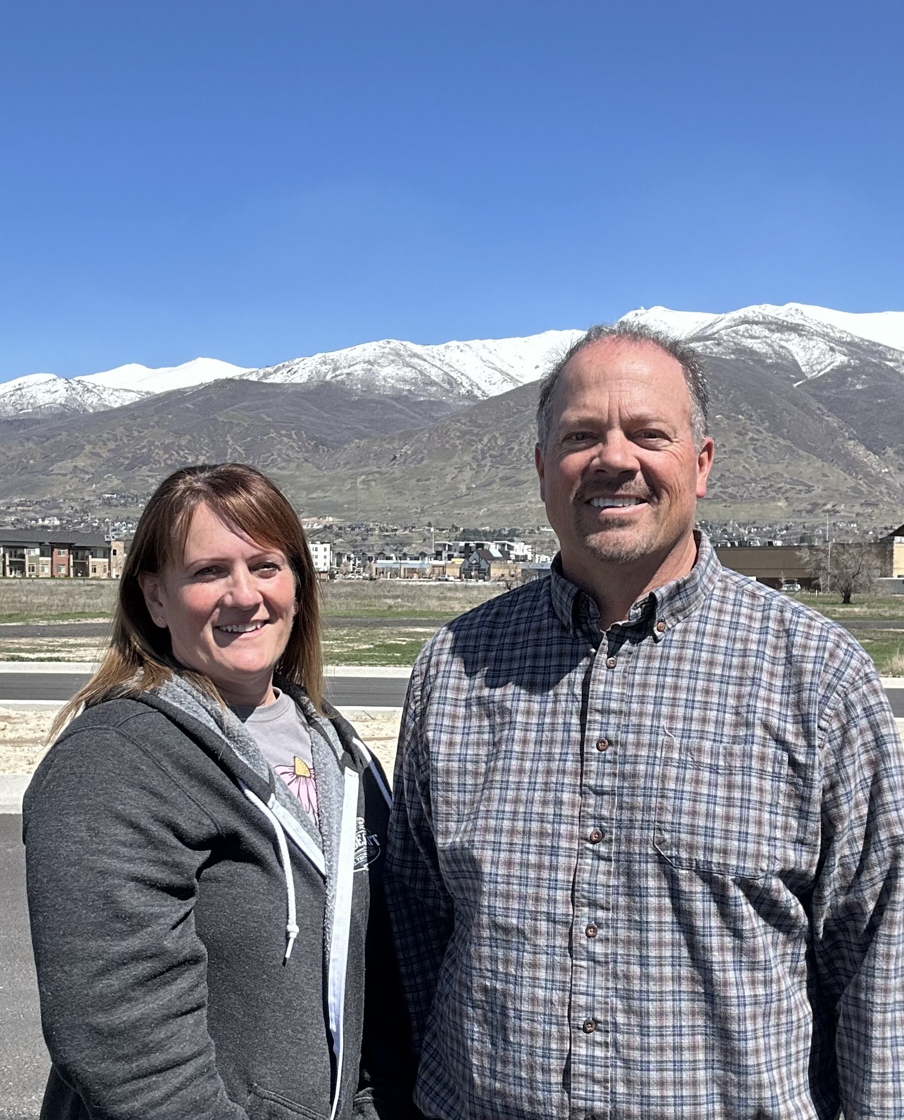 Photo of owners, Angie Maddox and Mark Evans.