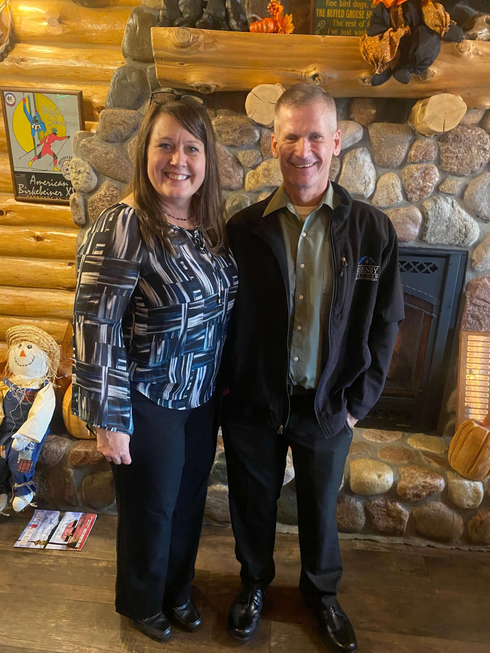 Photo of Mark and Lynda Lisenby.